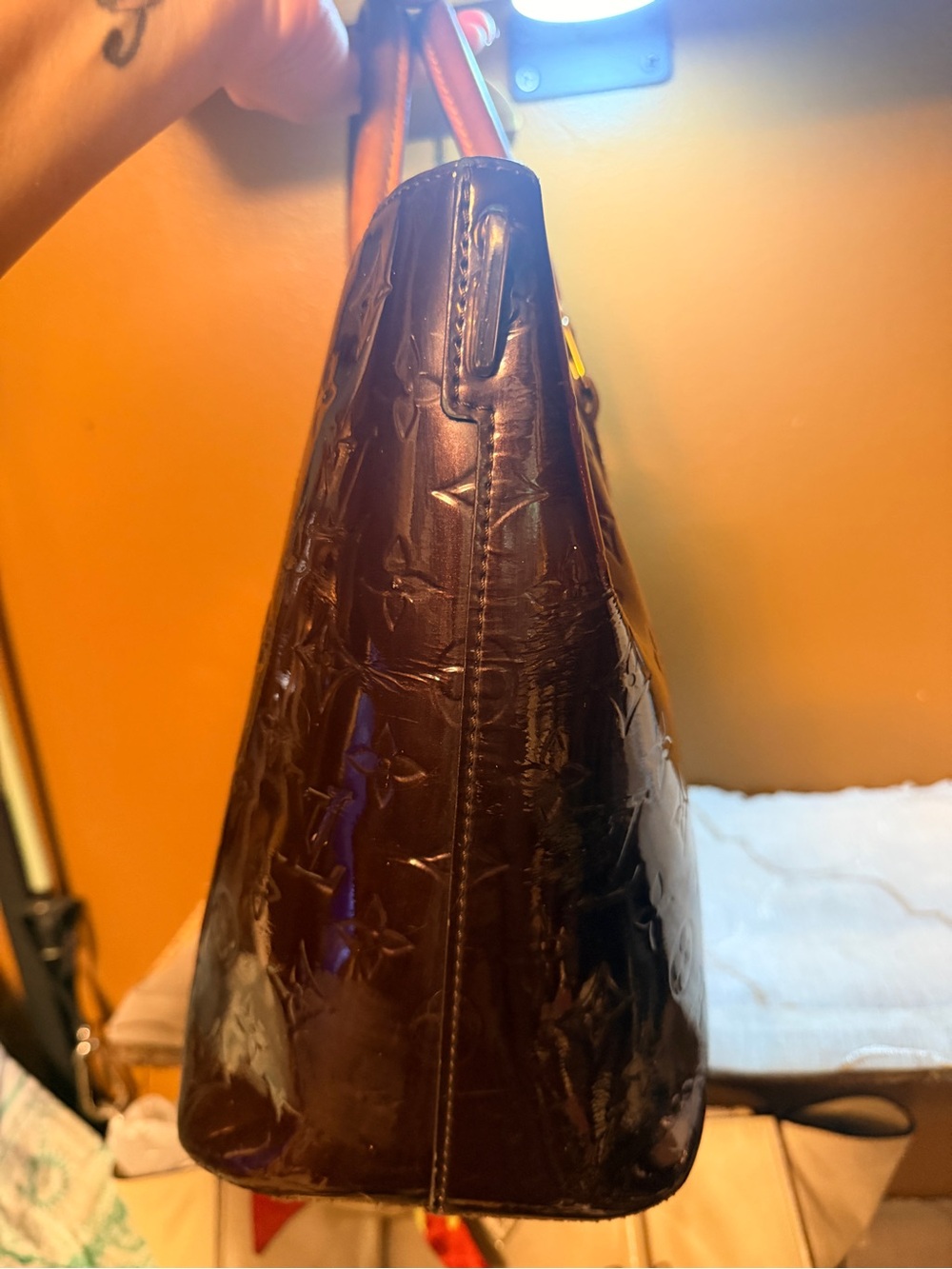Louis Vuitton Monogram Vernis Houston Tote Bag - Picture 4 of 8